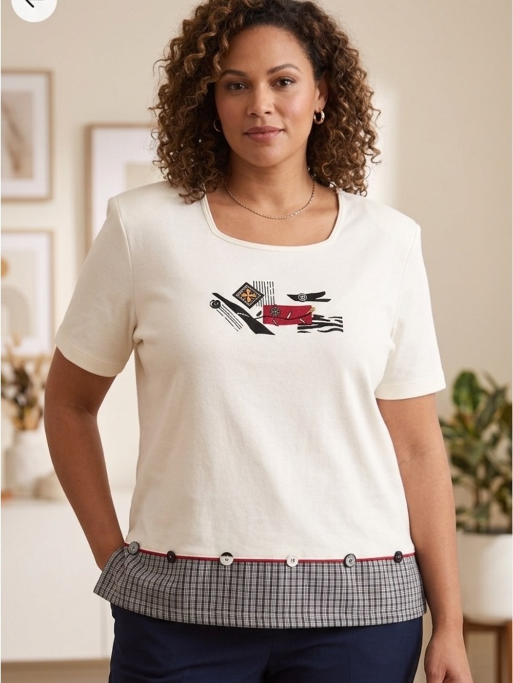 Koret Cream Graphic Tee with Plaid Detail With Shoulder Pads Size XL